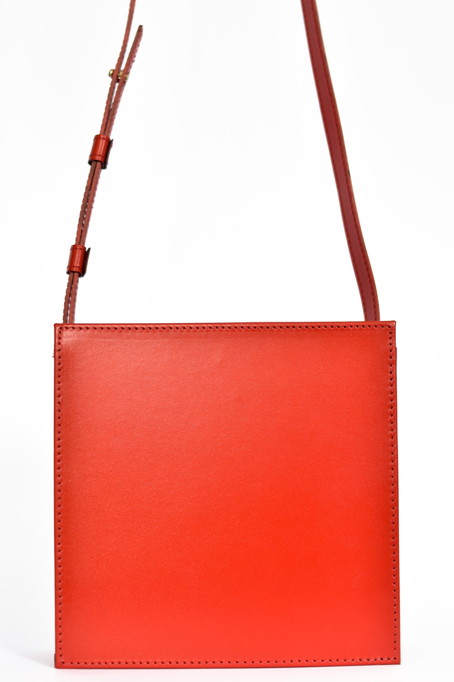 104 / Rojo