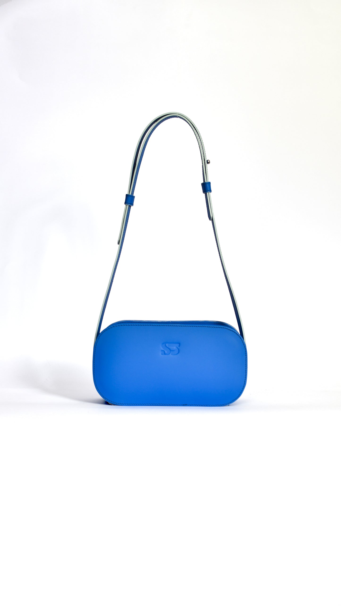 220 / Azul