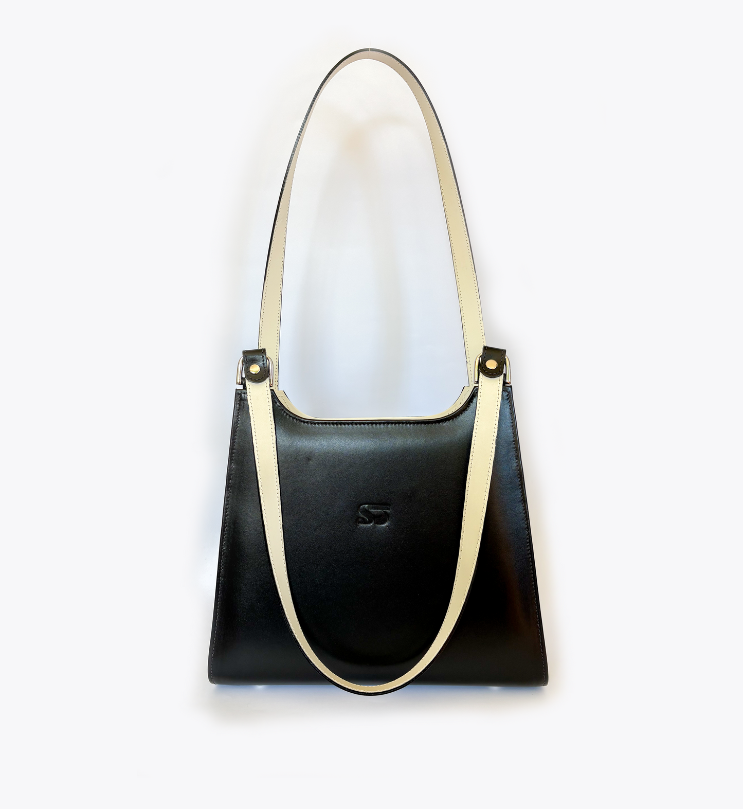 402 / Negro/Crema