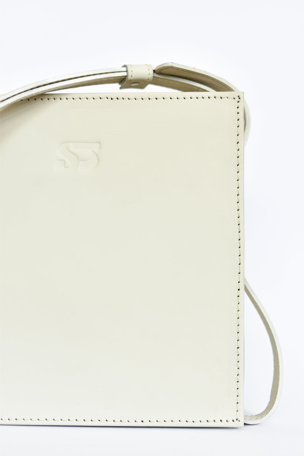 104 / Crema