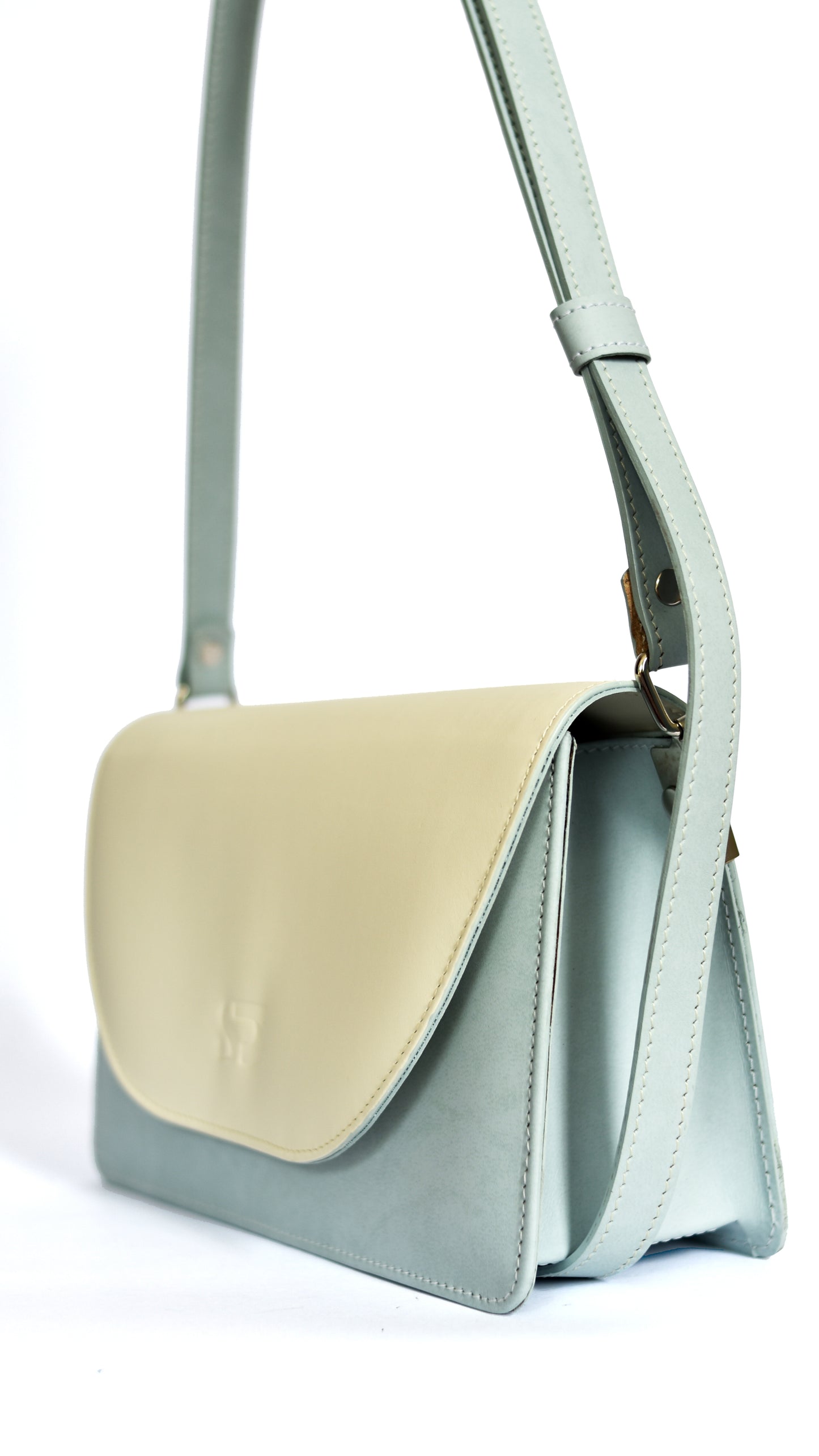 315 / Celeste/Crema