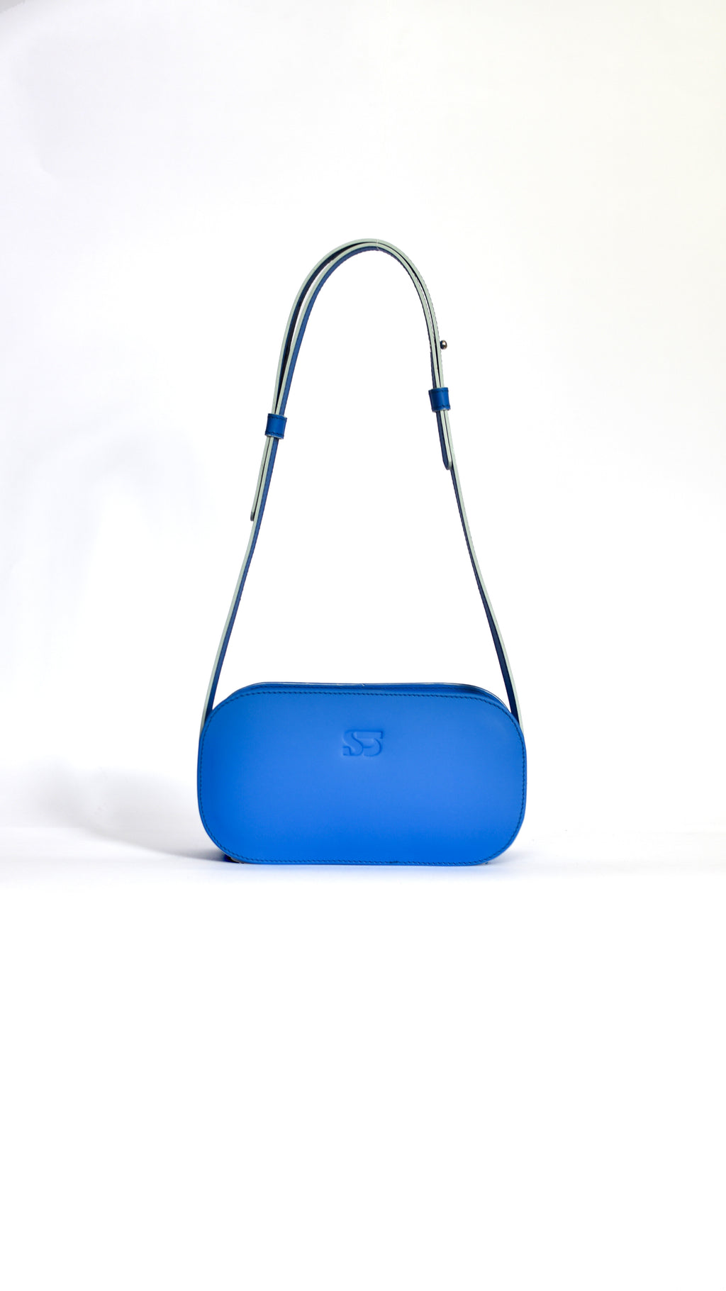 220 / Azul