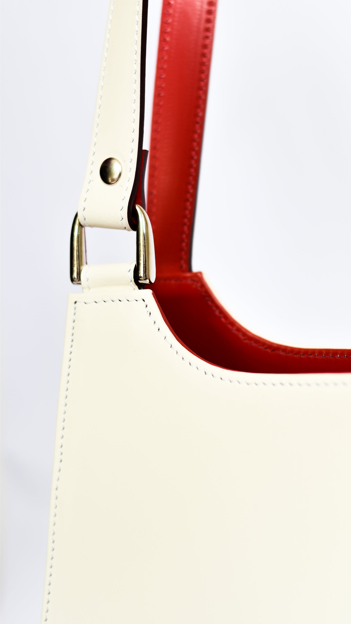 402 / Crema/Rojo
