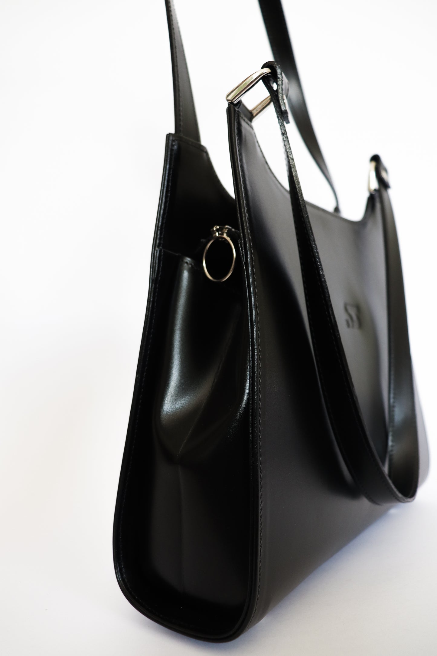 402 / Negro